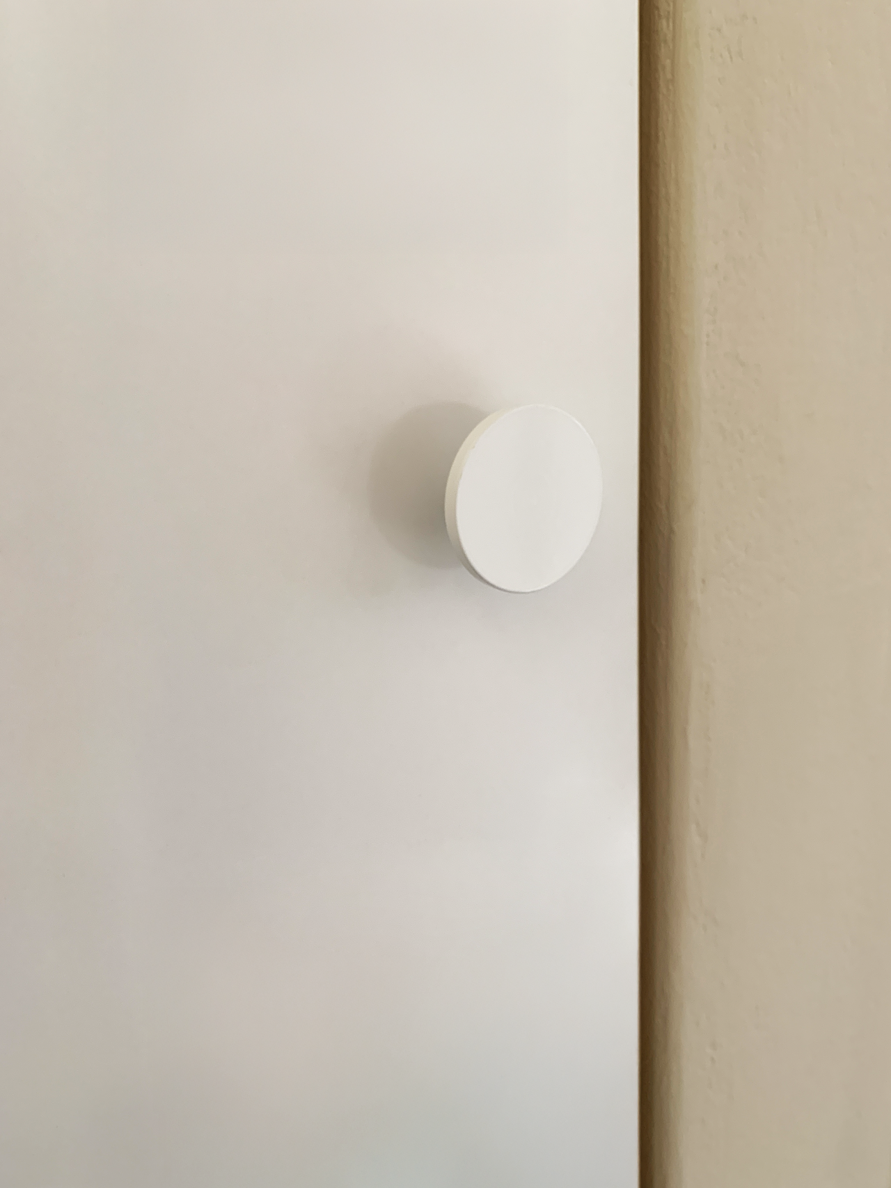 möbelgriff 04 / knob 04 weiß