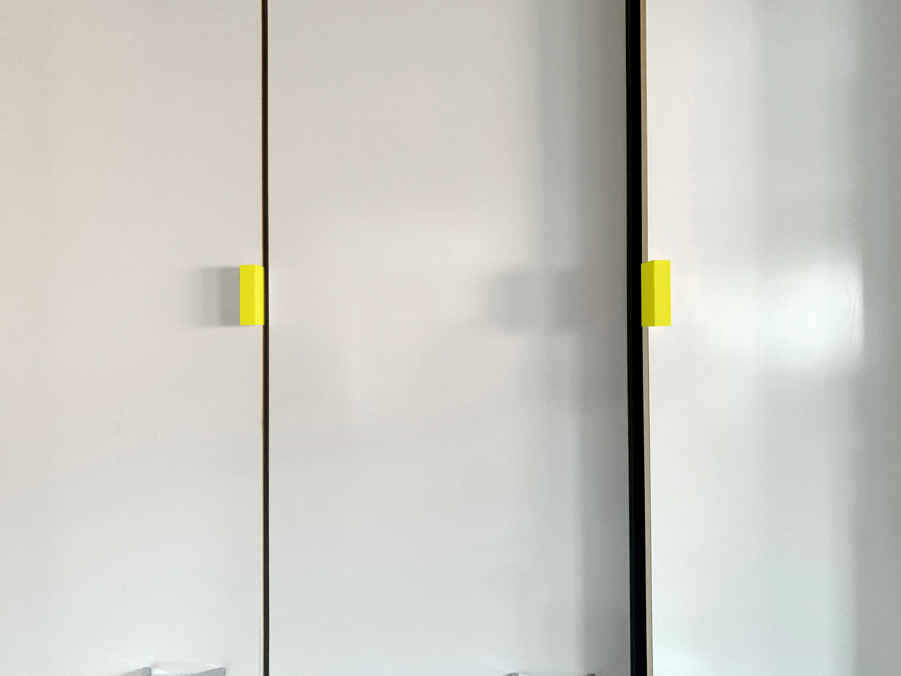 griffleiste 03 / handle 03 neon gelb