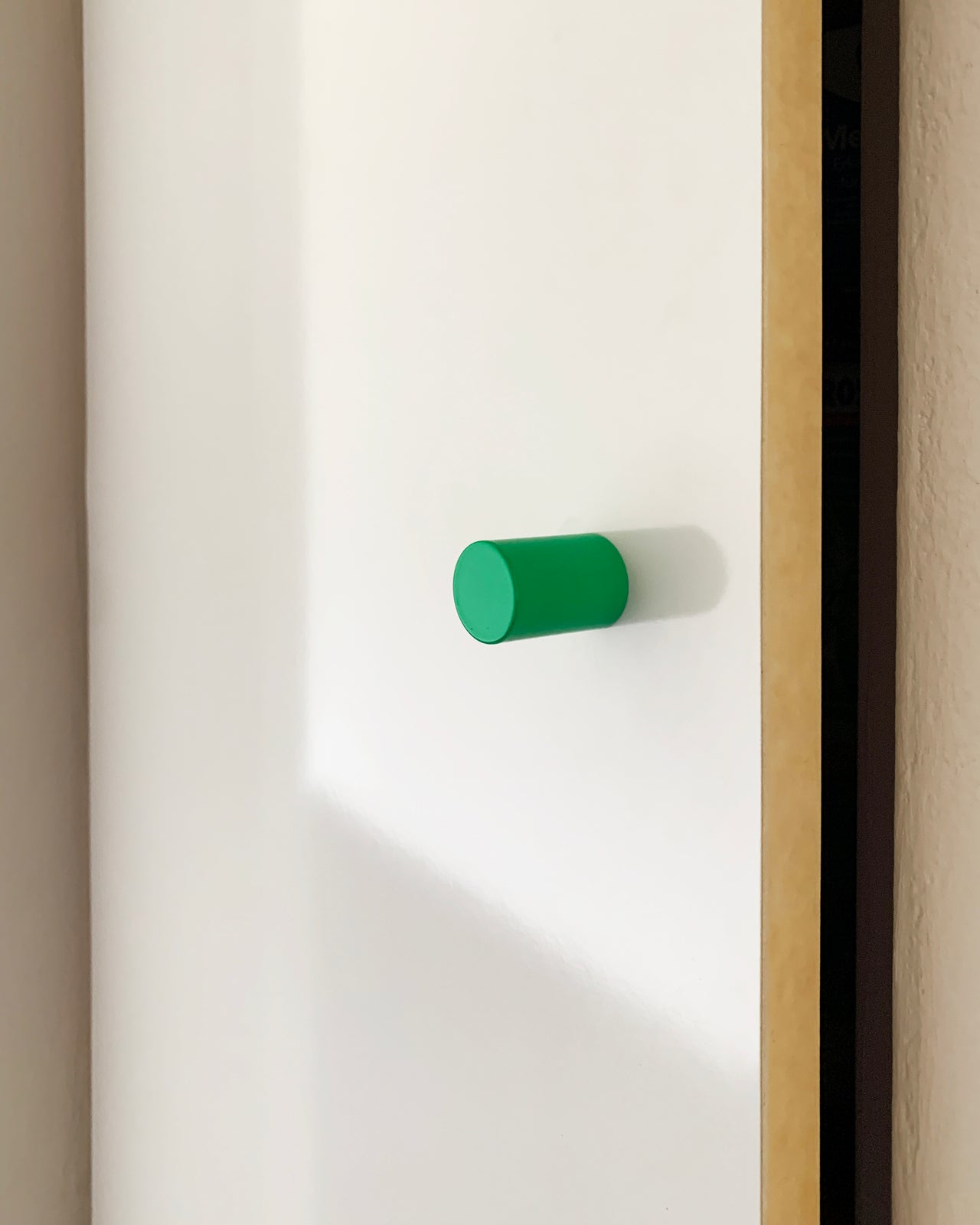 möbelknopf 02 / knob L 02 neon grün