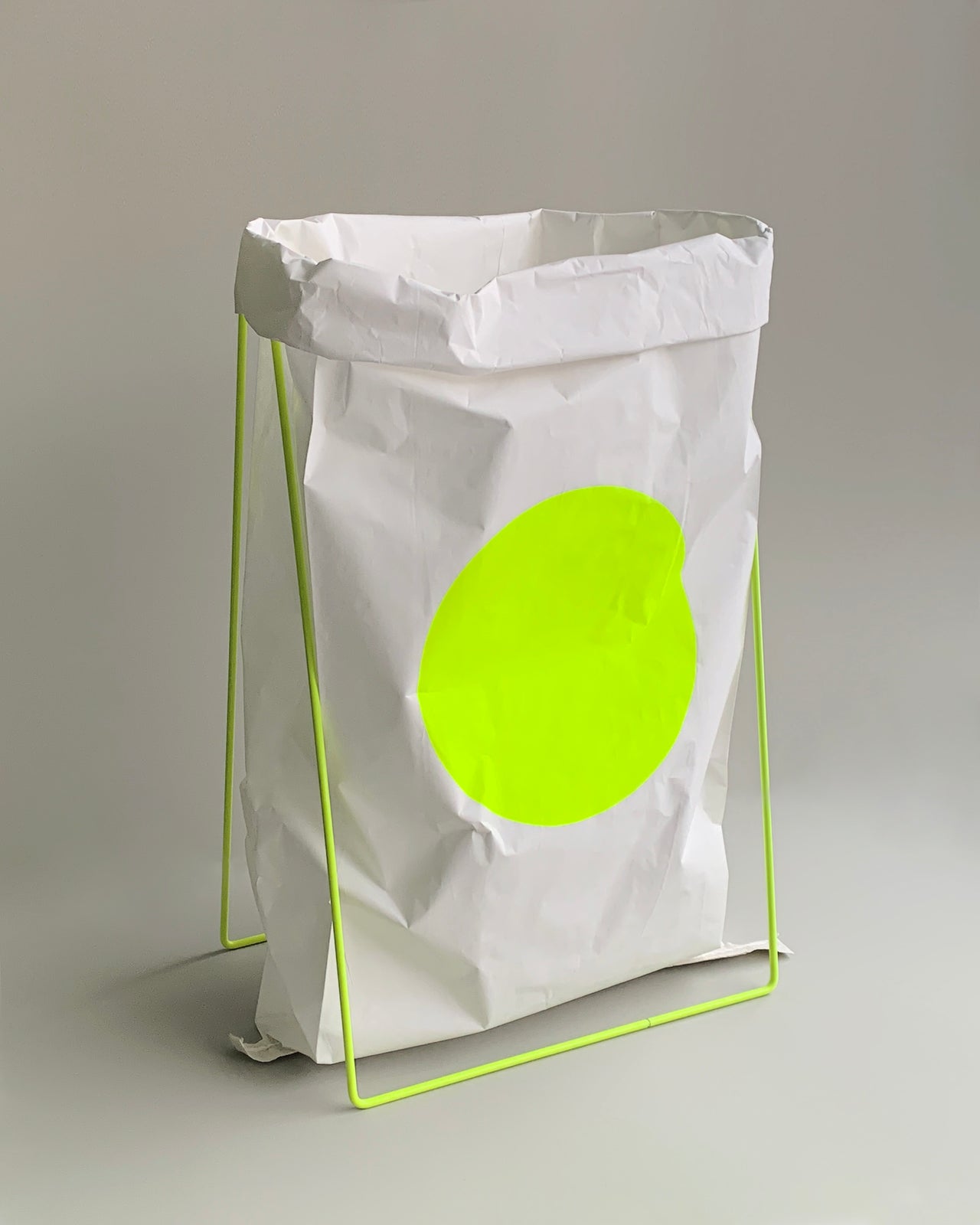 papiersack Kreis / paper bag DOT neon gelb