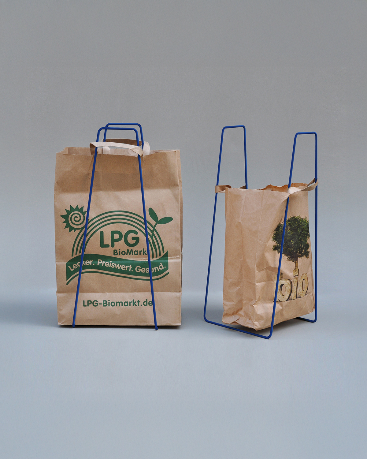 Tütenhalter / shopping bag holder blau