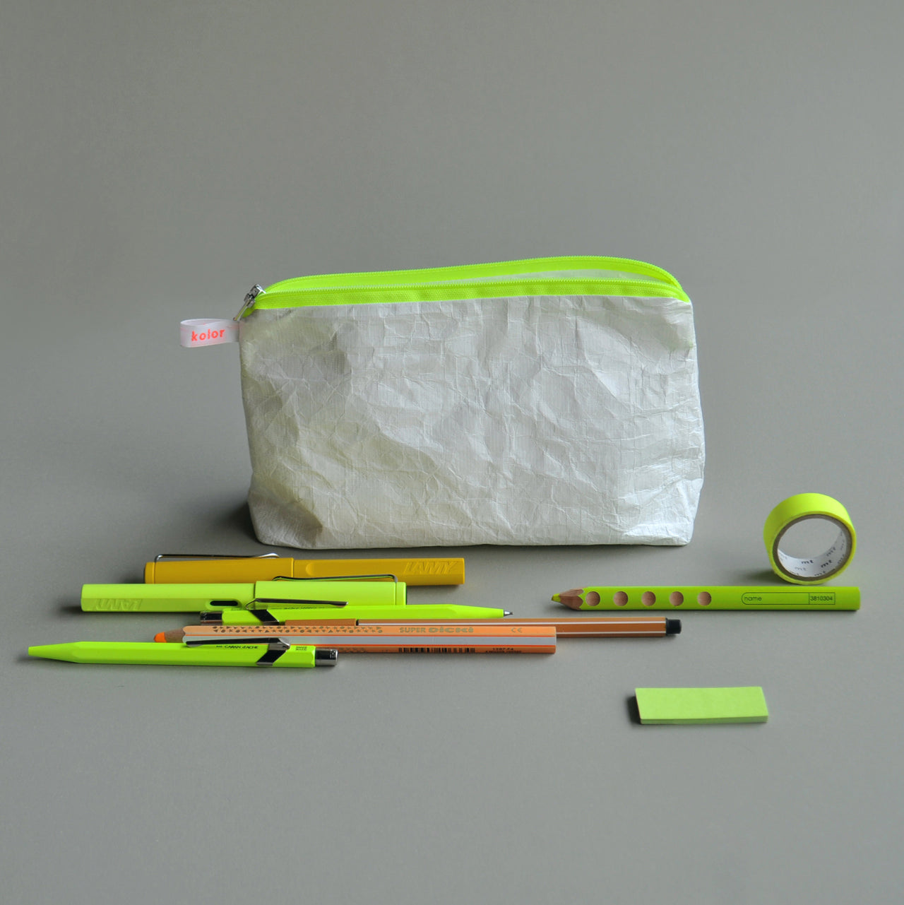 all-purpose bag / magic pouch white