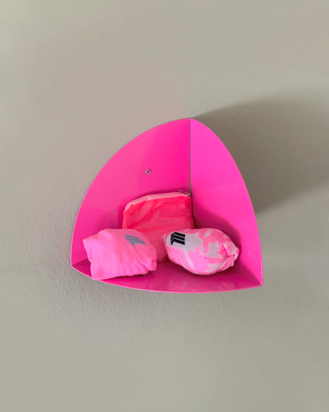 eck regal / corner shelf neon pink