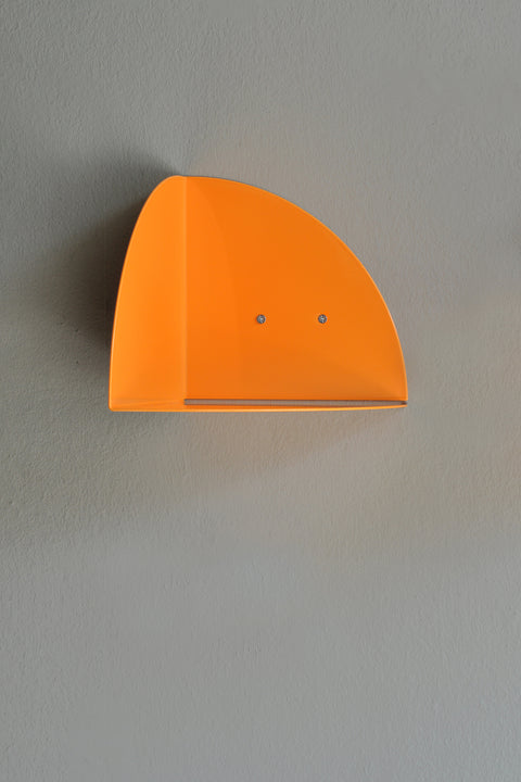  corner shelf / bookend neon orange