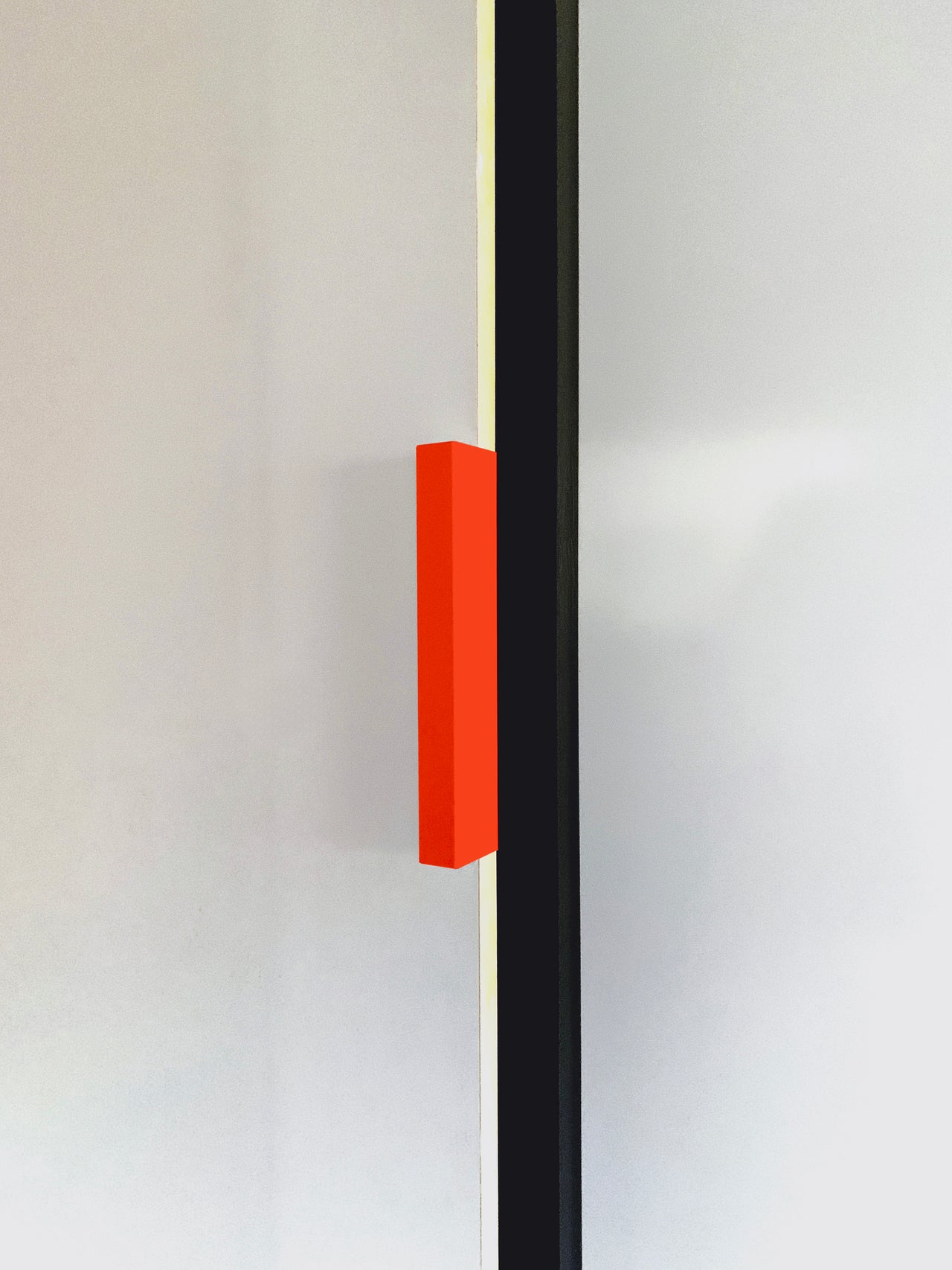 schubladenleiste 02 / handle 02 neon rot