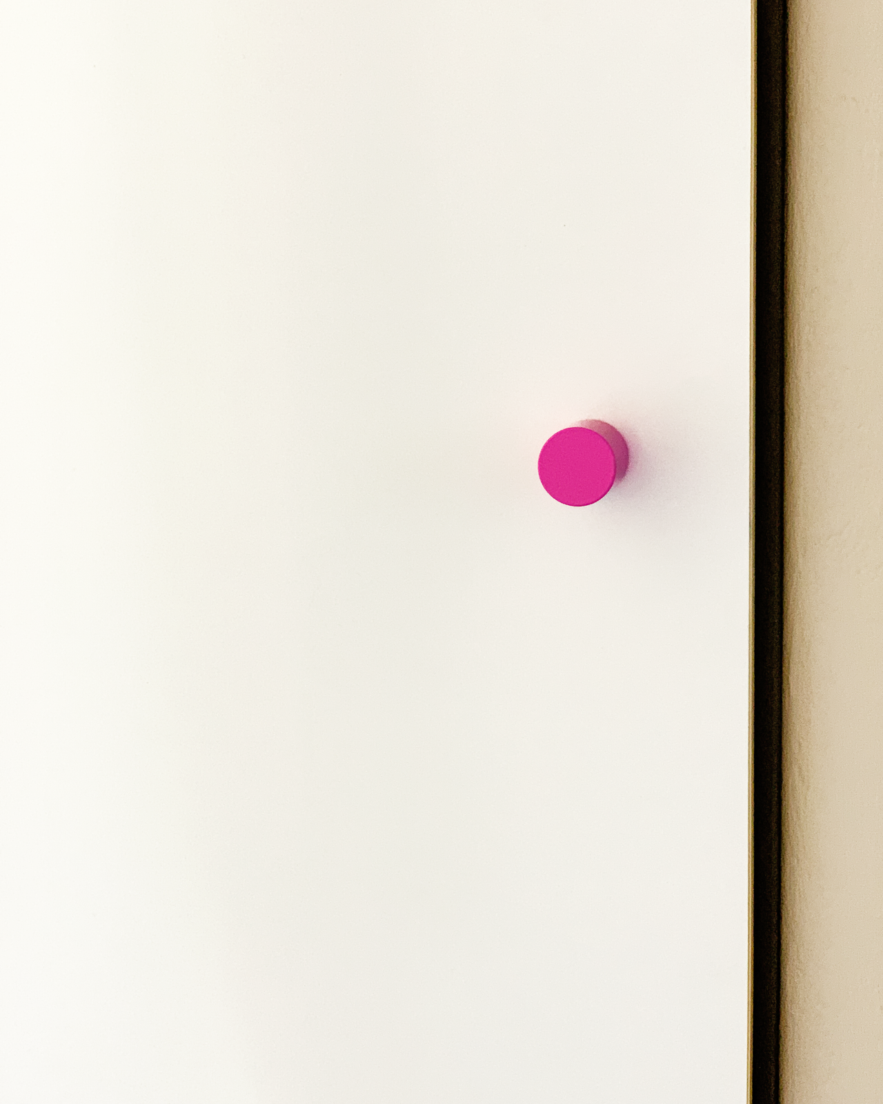 möbelknopf 02 / knob L 02 neon pink