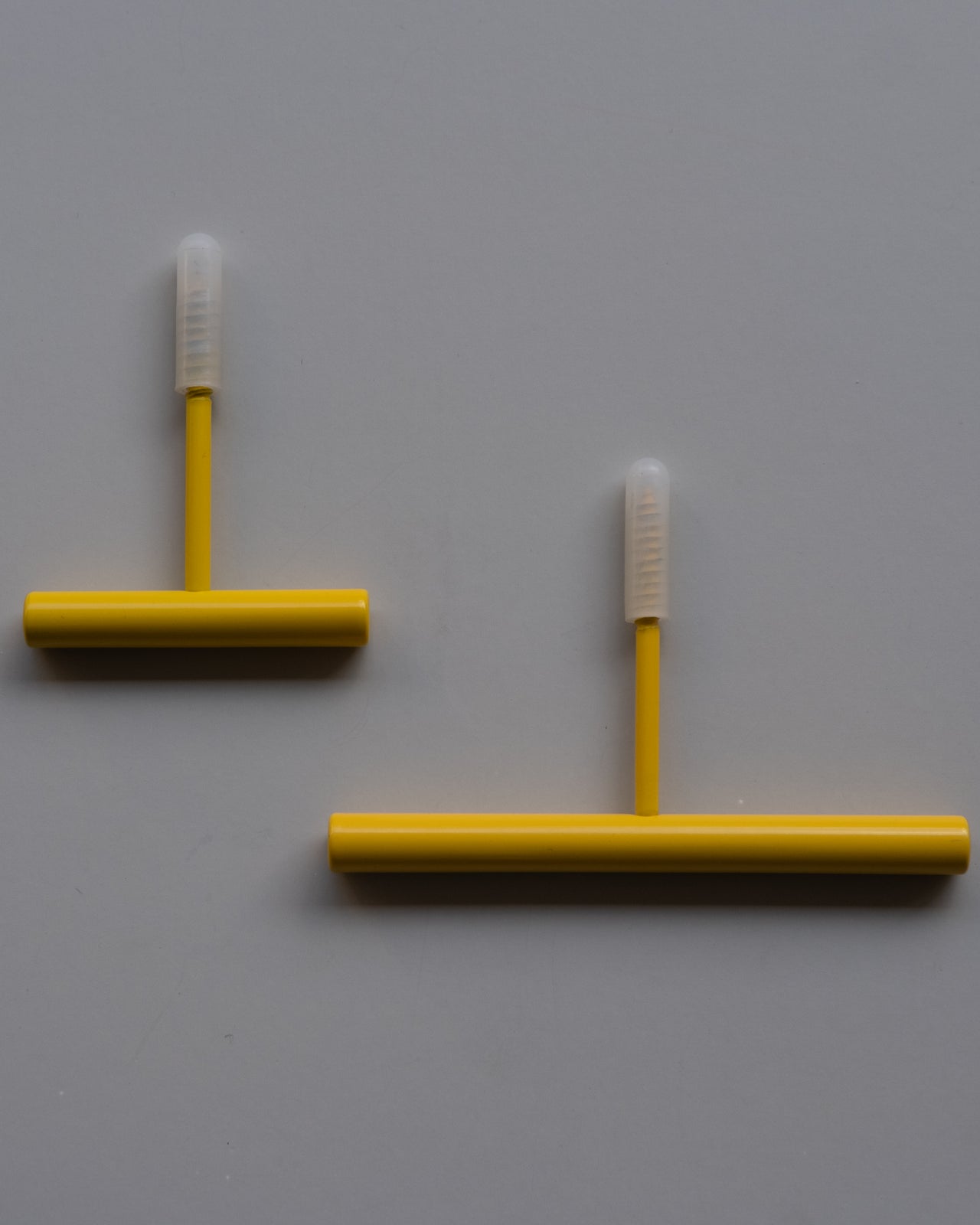 wandhaken / line hook sonnengelb