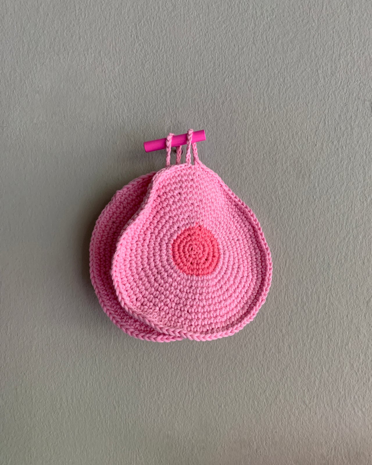 Wall hook / line hook neon pink