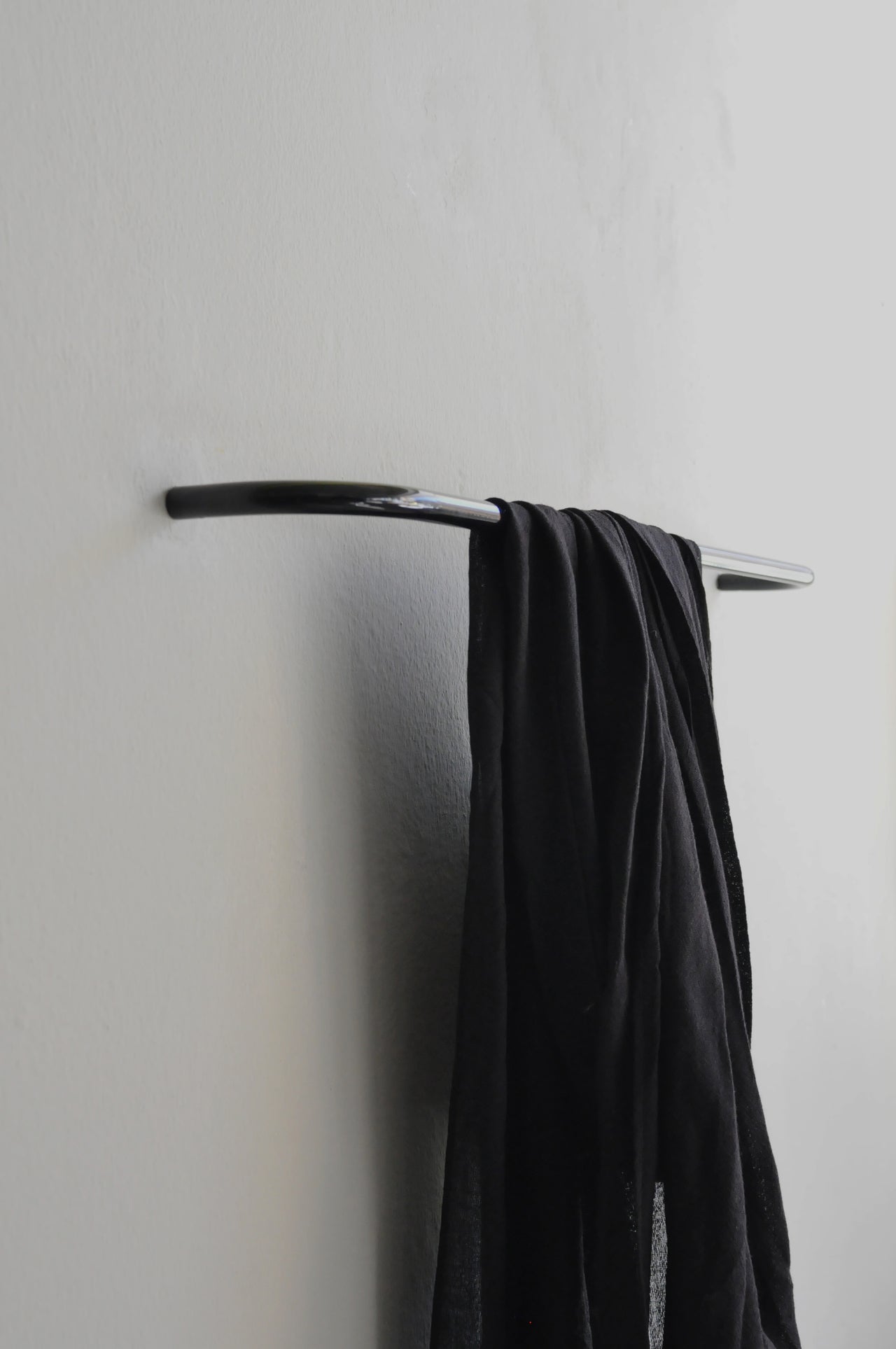 handtuchhalter 02/ towel rail 02 schwarz