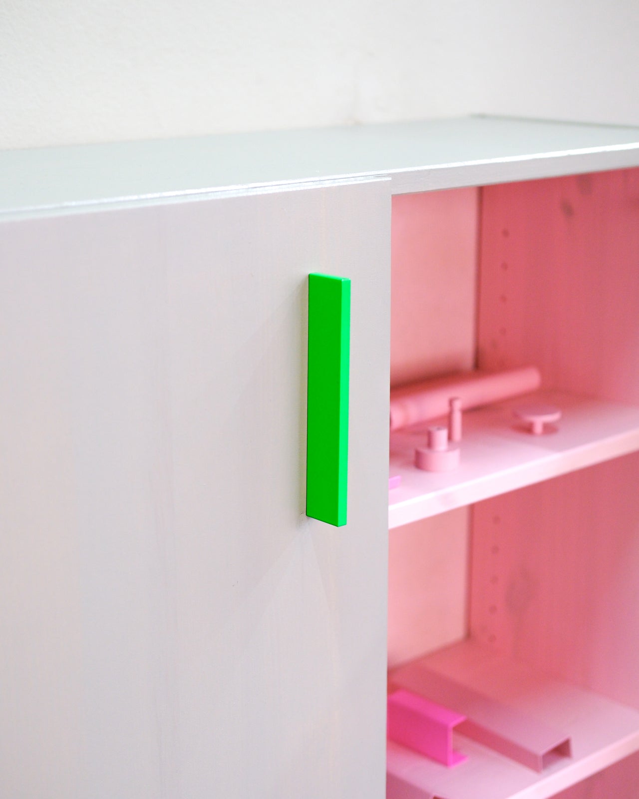 griffleiste 04/ handle 04 neon grün