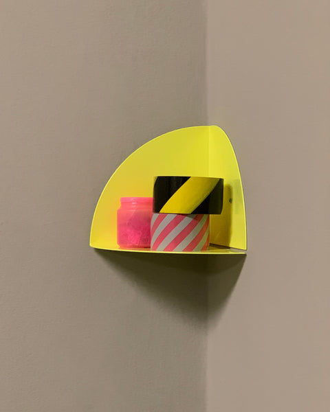  corner shelf / bookend neon yellow